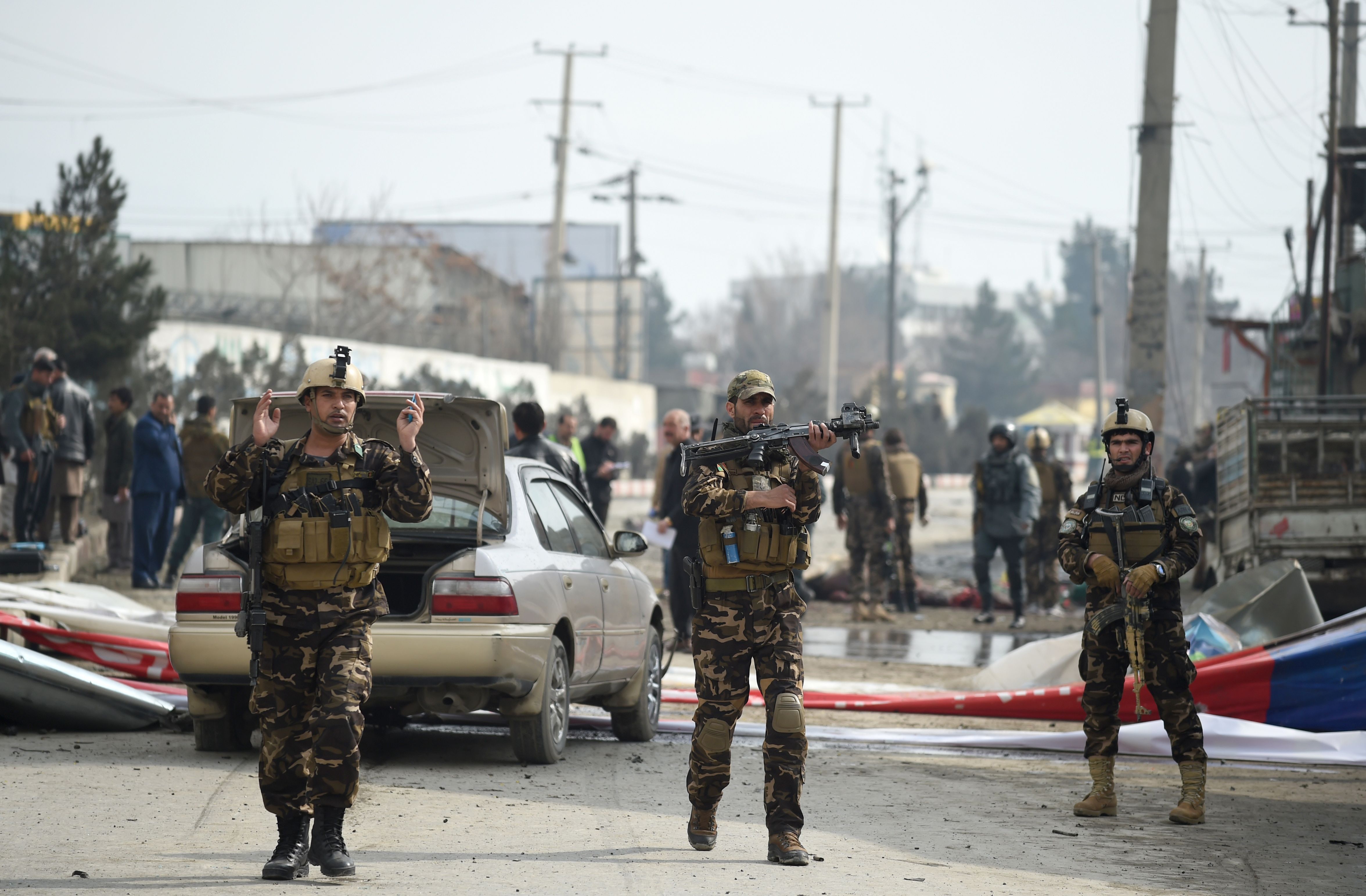 Al menos 4 heridos tras atentado contra vehículo de la OTAN en Kabul