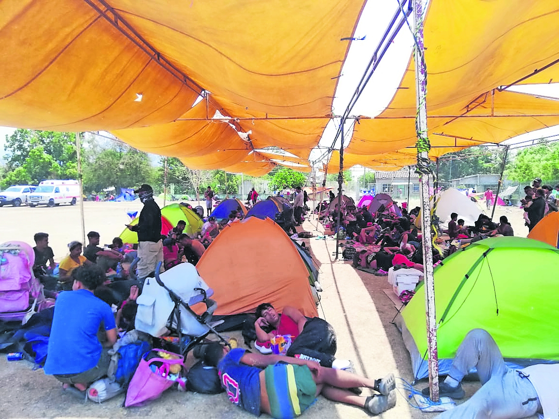 Llegan 3 mil extranjeros con el  Viacrucis Migrante a Zanatepec