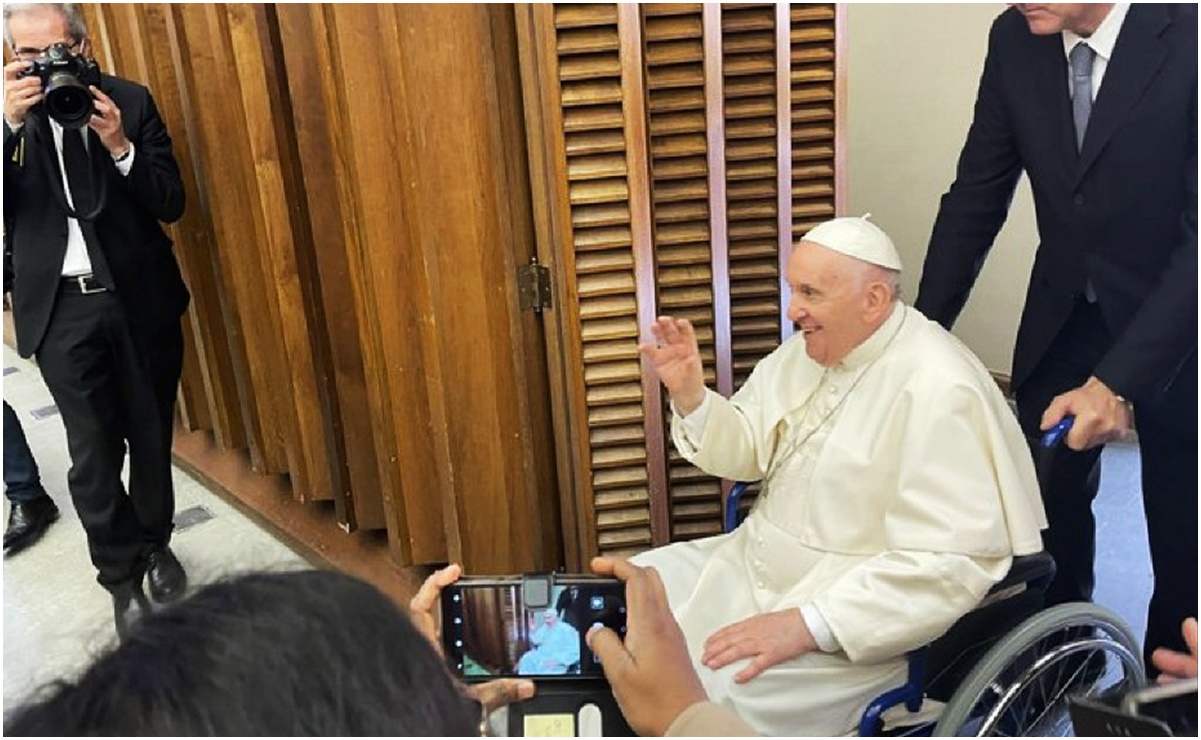 Papa Francisco cancela viaje a África debido a problemas en su rodilla