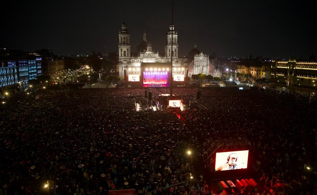 Con lluvia y miles de personas, así se vivió el concierto de Silvio Rodríguez en el Zócalo capitalino 