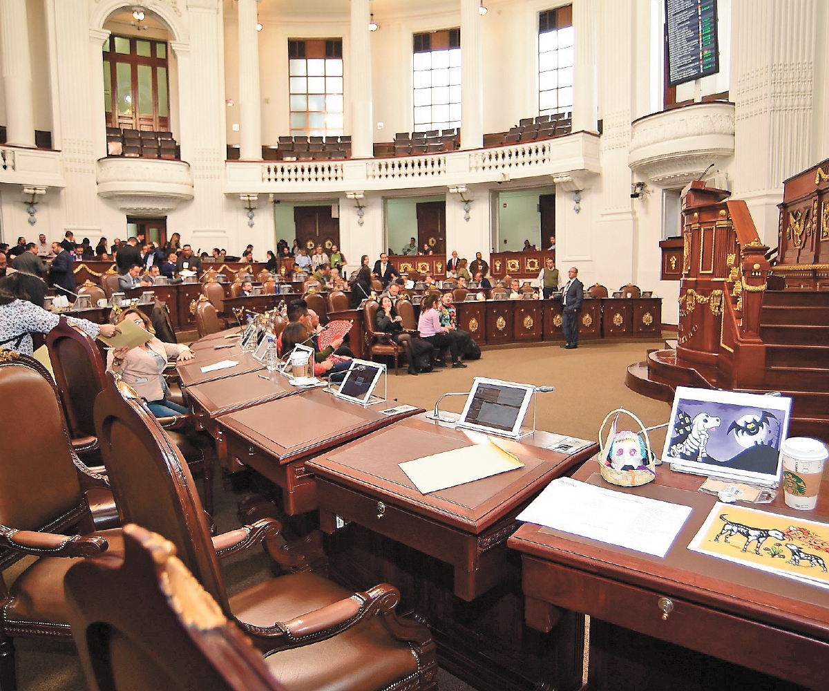 Abre controversia ley de periodistas en Congreso de la CDMX