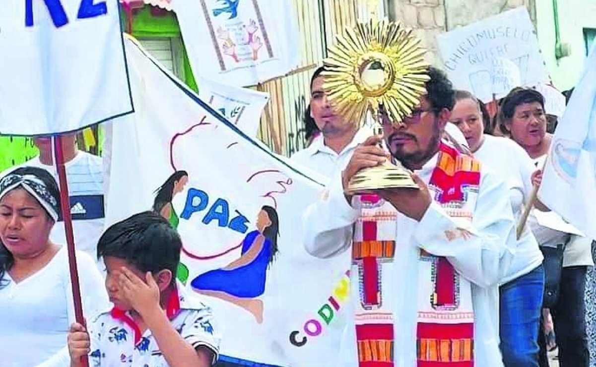 Marchan por la tranquilidad y la paz en Siltepec