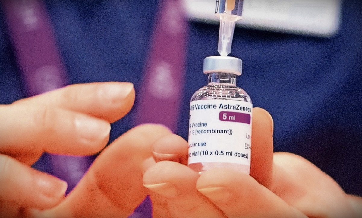Alerta Cofepris sobre venta de supuestas vacunas AstraZeneca de dudosa procedencia