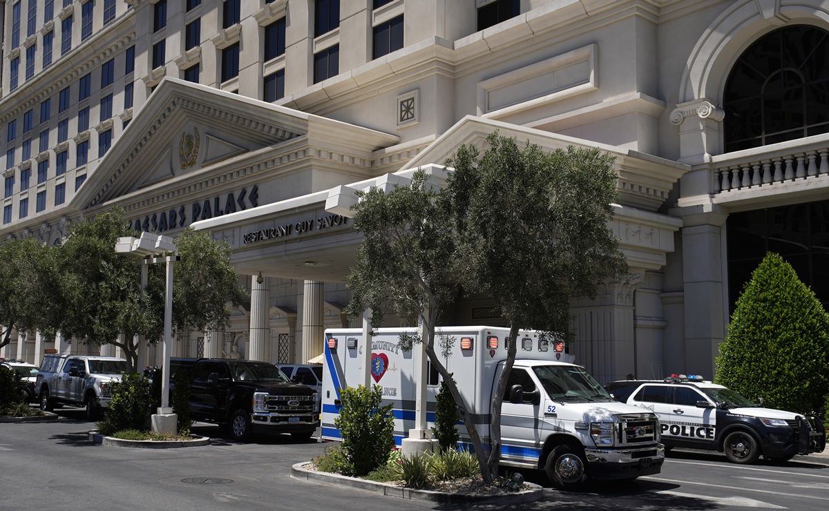 Hombre toma a rehén dentro del Caesars Palace de Las Vegas