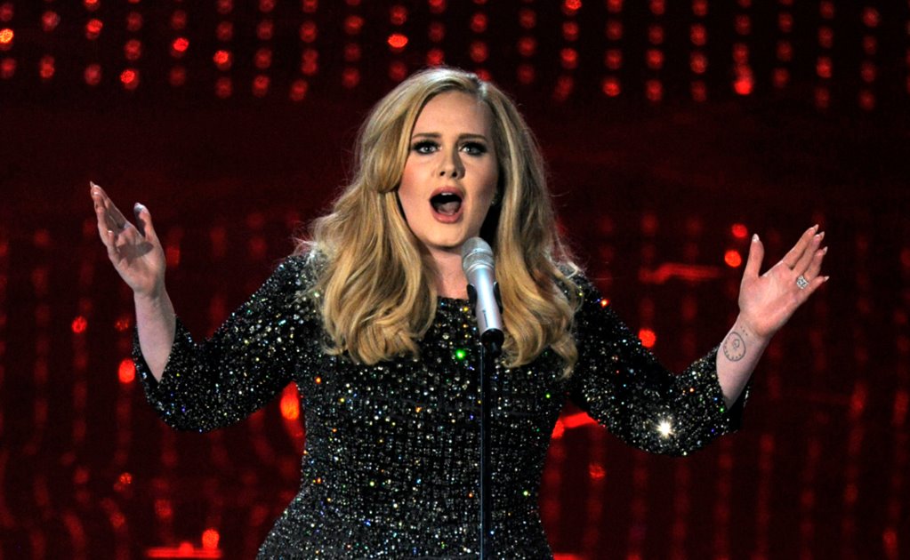 Adele vende 3.38 millones de discos en EU