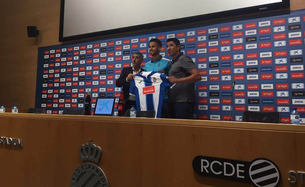 Diego Reyes, presentado con el Espanyol