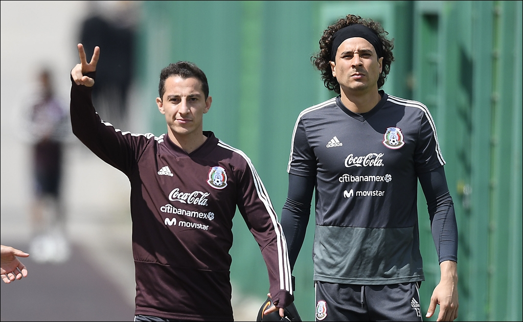 Andrés Guardado confesó que Guillermo Ochoa se enojó con él por no verlo de titular en el 2026