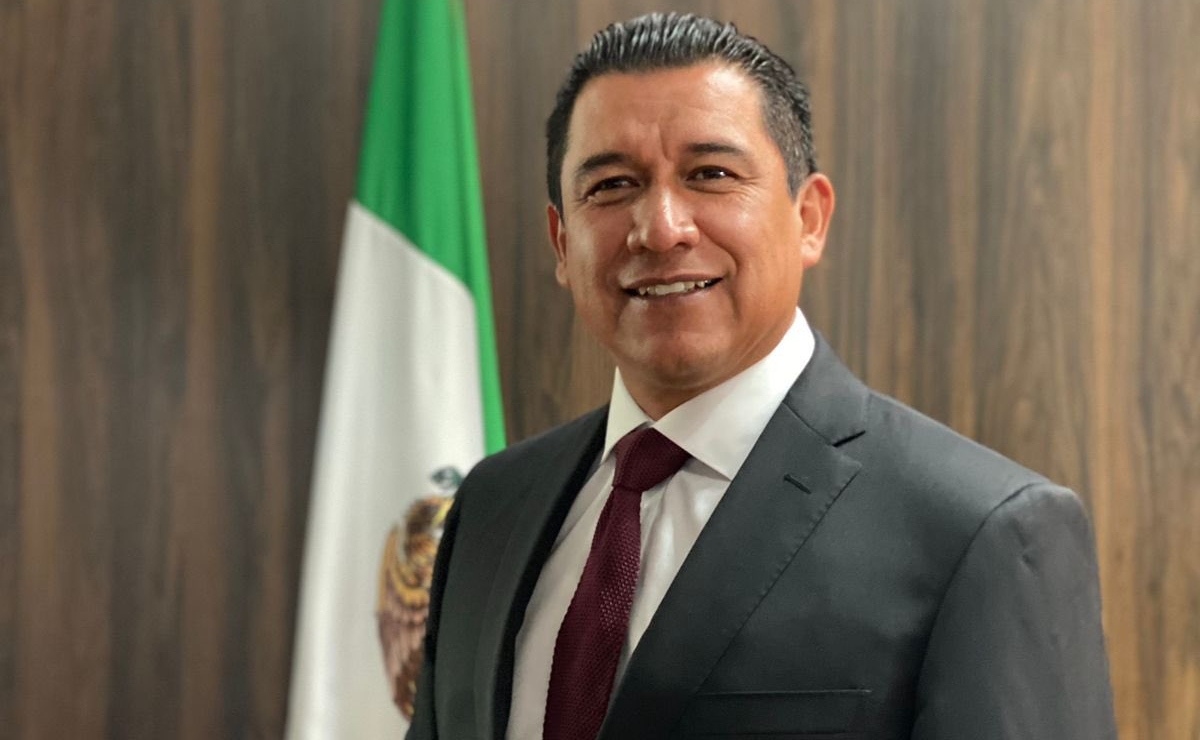 Presidente municipal de Ixtapaluca sufre fuerte accidente en bici