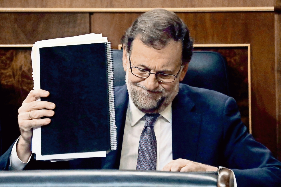 Rajoy fracasa en ser investido presidente