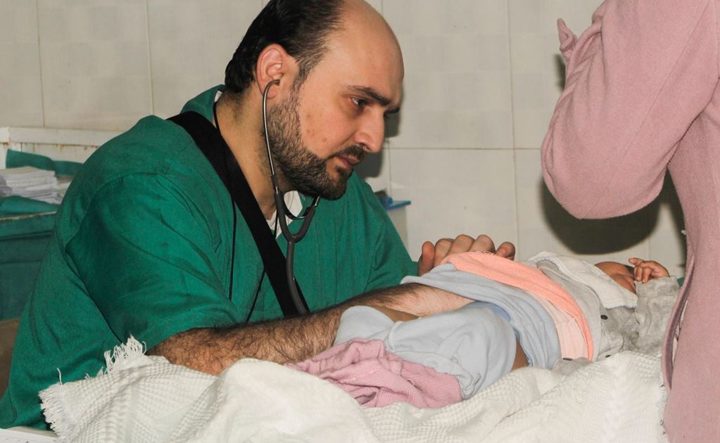 Último pediatra de Alepo murió en bombardeo a hospital