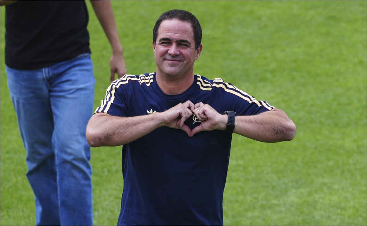 José Ramón Fernández felicita al América en su 110 aniversario