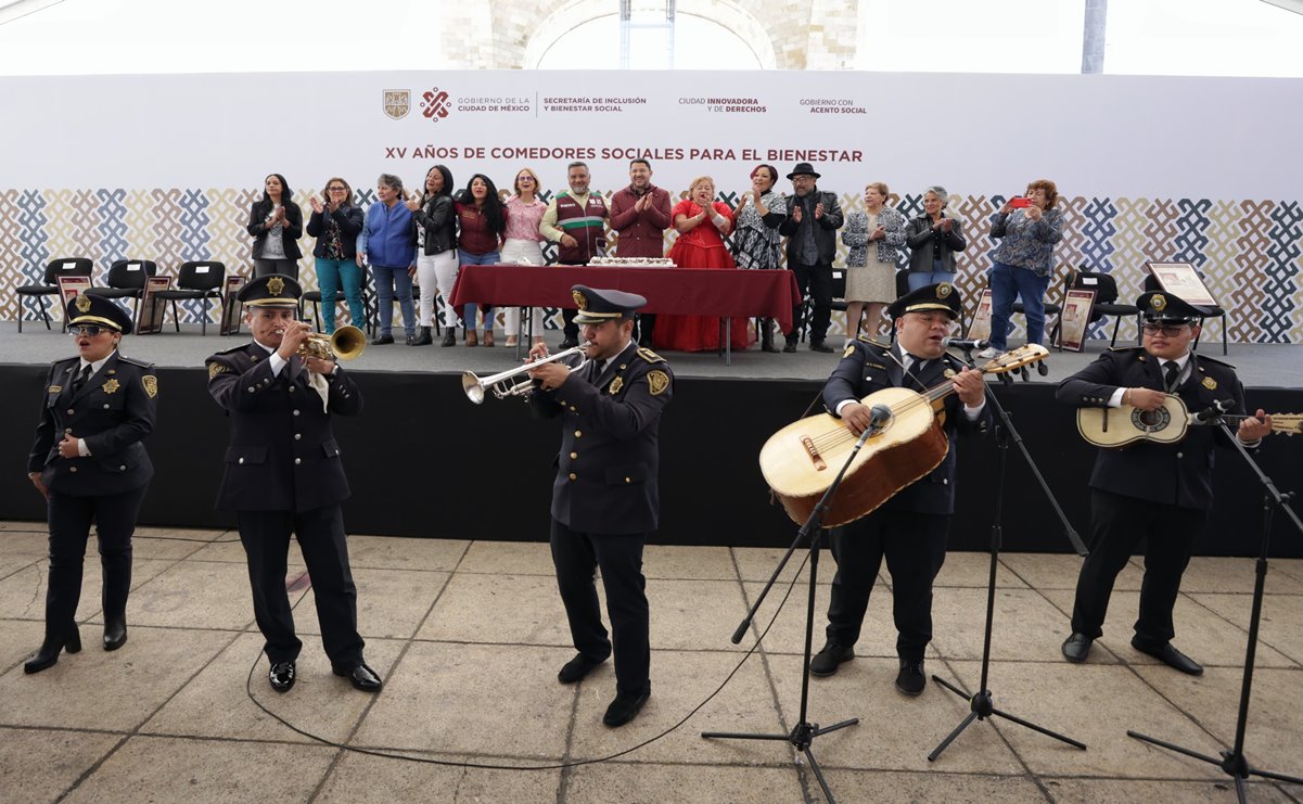 Batres celebra 15 años de los Comedores Comunitarios; anuncia incremento de 100 mdp a su presupuesto