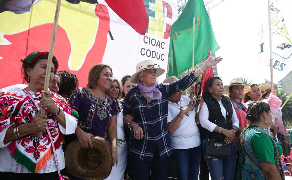 Sánchez Cordero participa en marcha por el Día Internacional de la Mujer