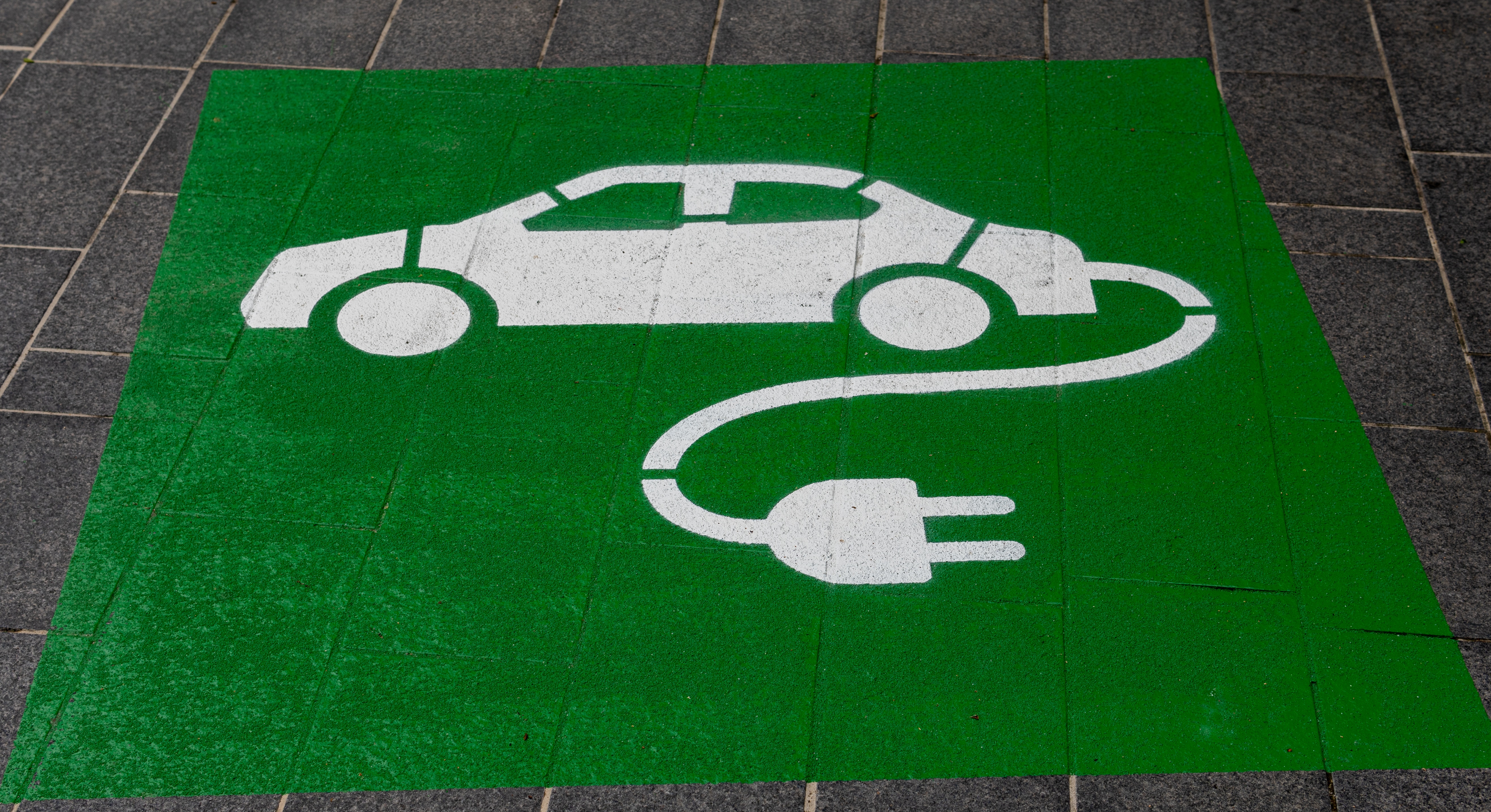 Autos eléctricos impulsan comercio mundial de mercancías: UNCTAD