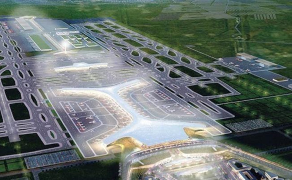 Coinciden empresarios con AMLO en necesidad de nuevo aeropuerto
