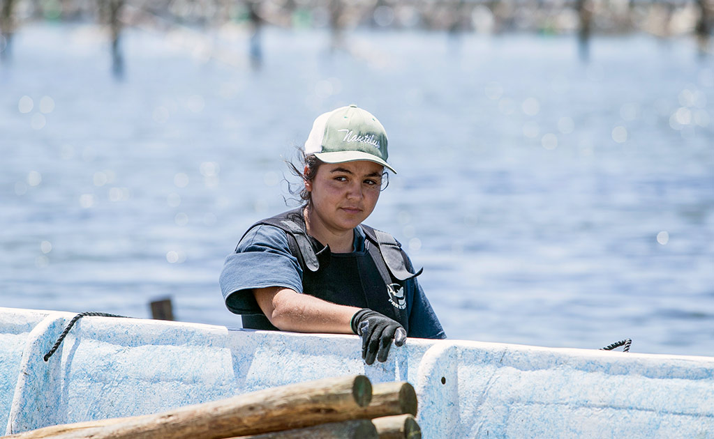 Pescadoras que navegan entre desigualdad
