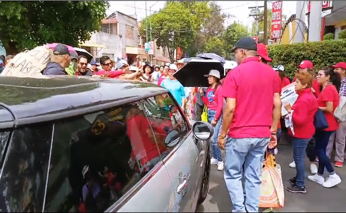VIDEO: Mujer afectada por manifestación de la CNTE graba cómo vivió la agresión