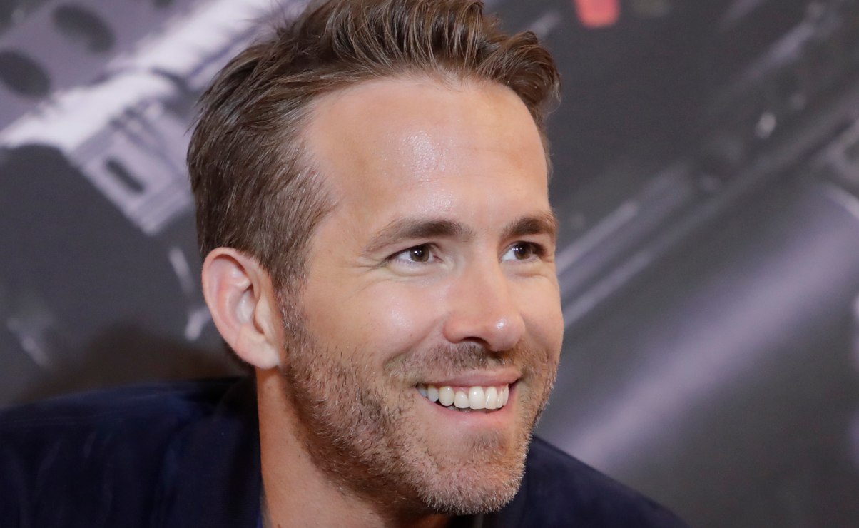 Ryan Reynolds le entra a la Fórmula 1 y se vuelve accionista