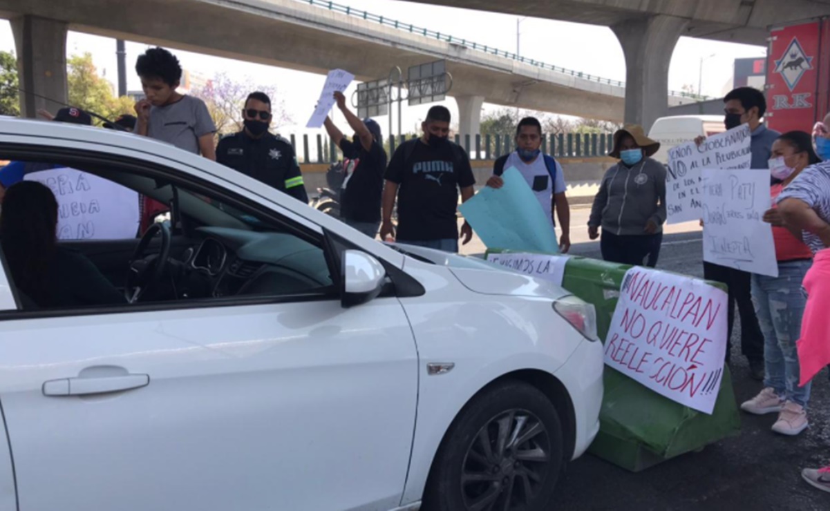 Vecinos de San Antonio Zomeyucan bloquean Periférico Norte; exigen retiro de ambulantes