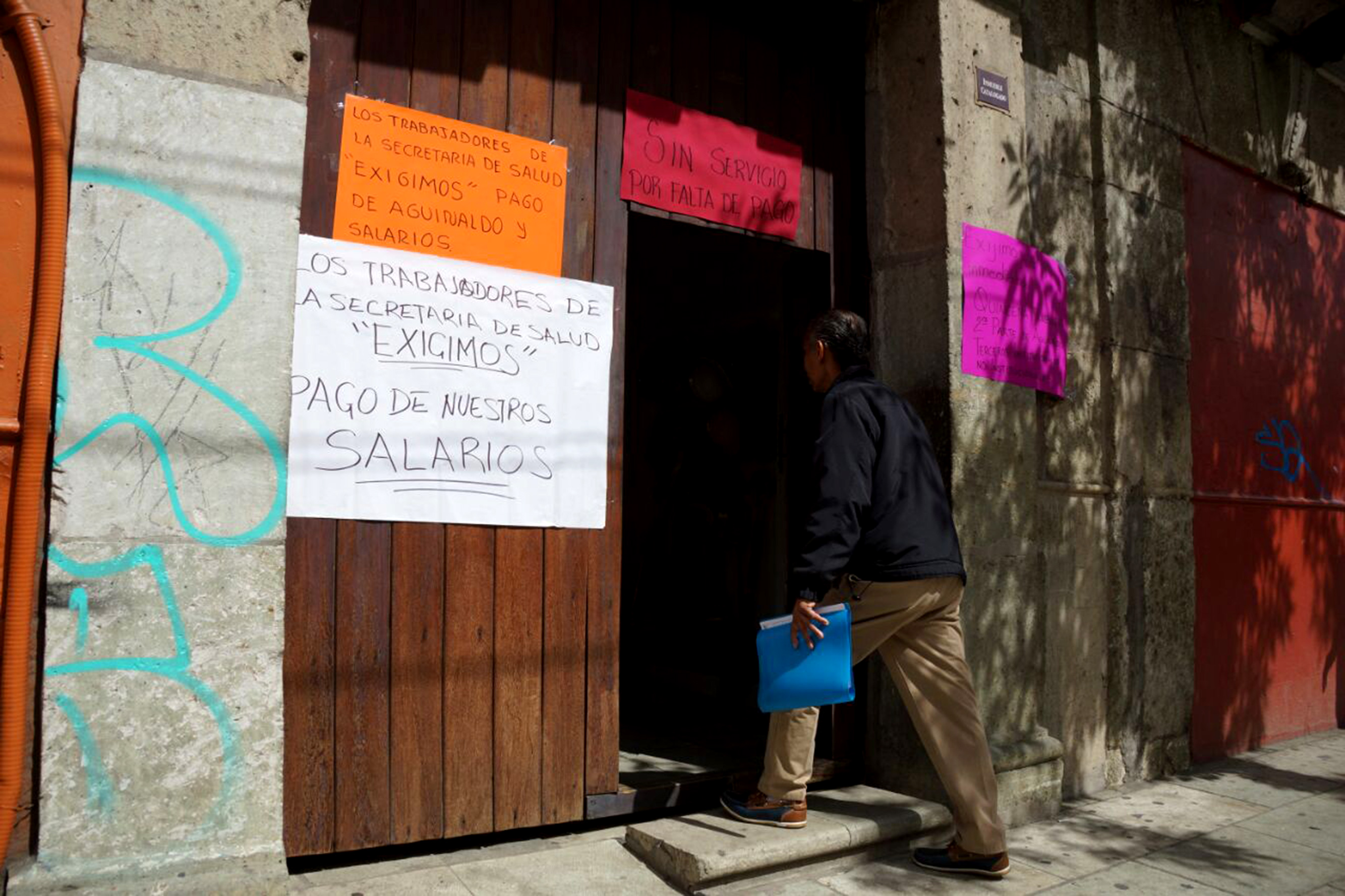 Sindicato presiona para que renuncie titular de Salud en Oaxaca