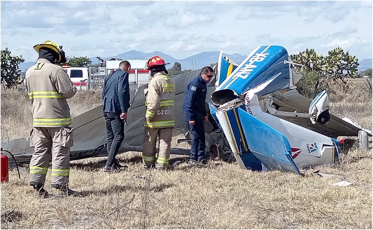 Avioneta de escuela de pilotos se desploma en Aguascalientes; hay 2 heridos