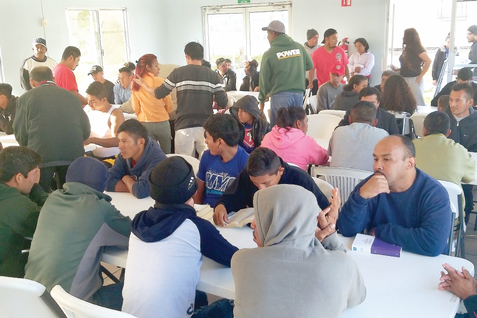 Migrantes arriban a Reynosa ante saturación de albergues 
