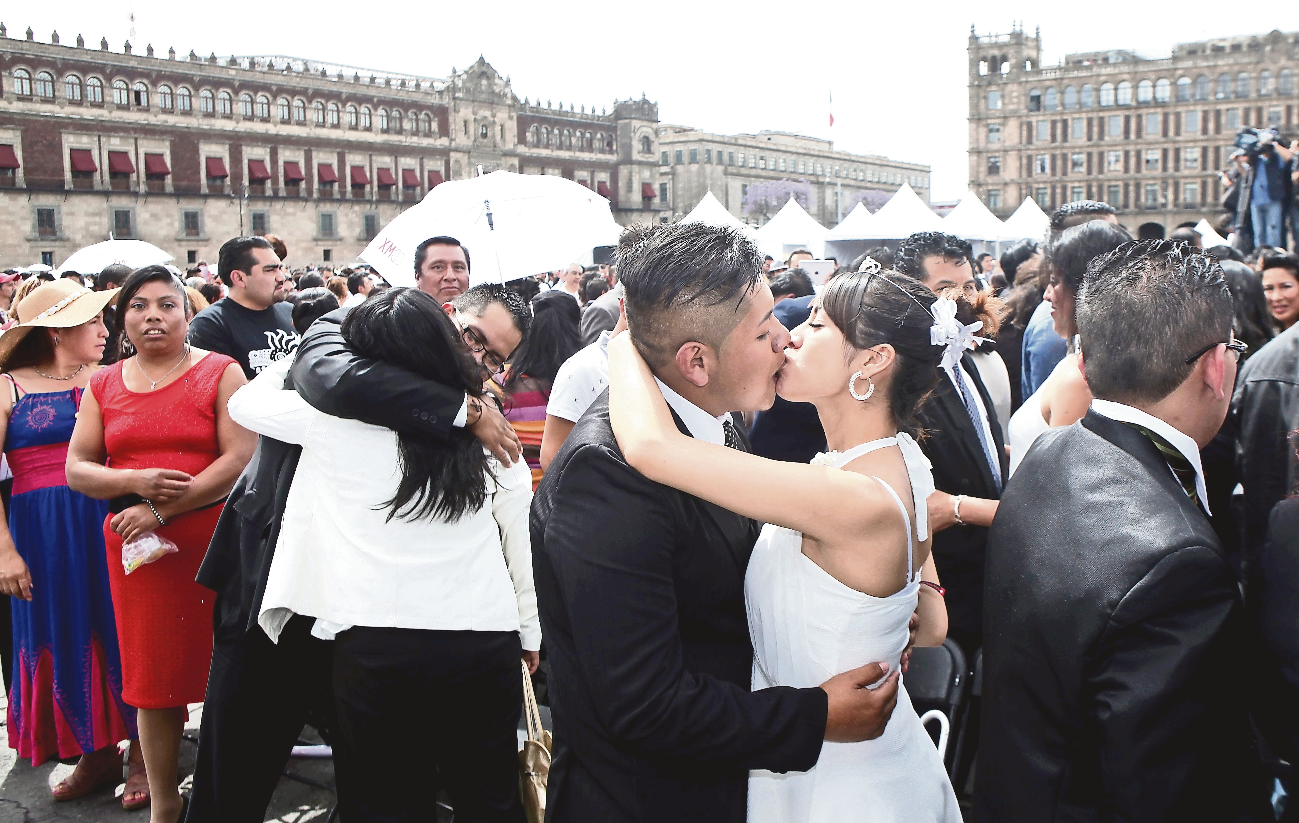 ¡Atención parejas! Esto les costaría casarse en 2024 en la CDMX