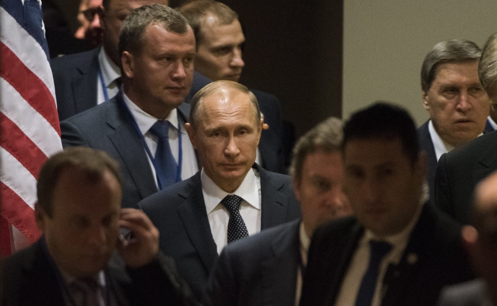 Putin no enviará tropas a Siria; no descarta bombardeos