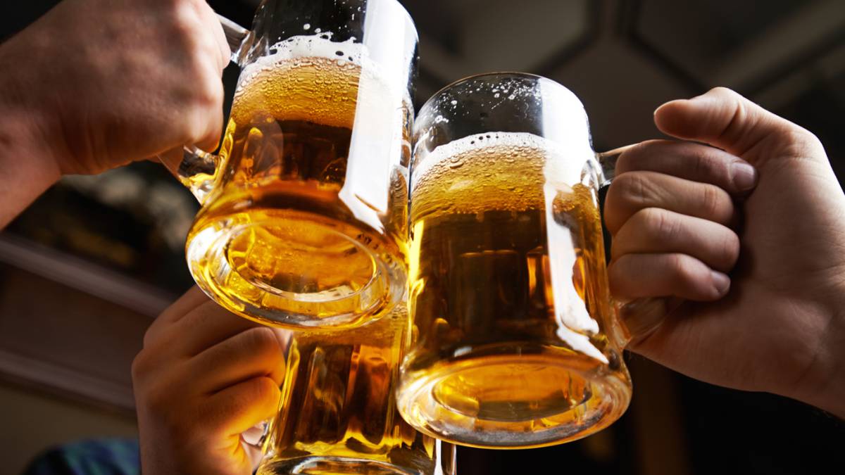 ¿Cuántas veces a la semana es recomendable tomar cerveza?