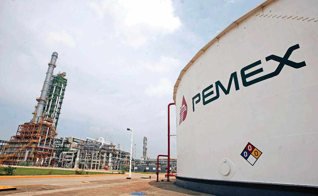 Perdonan multas a Pemex por posibles prácticas monopólicas 