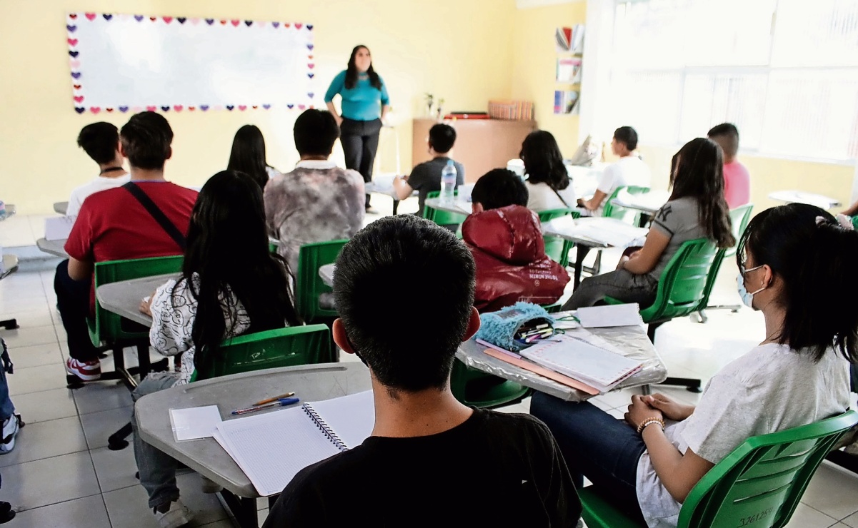 Abren convocatoria para acreditar la prepa