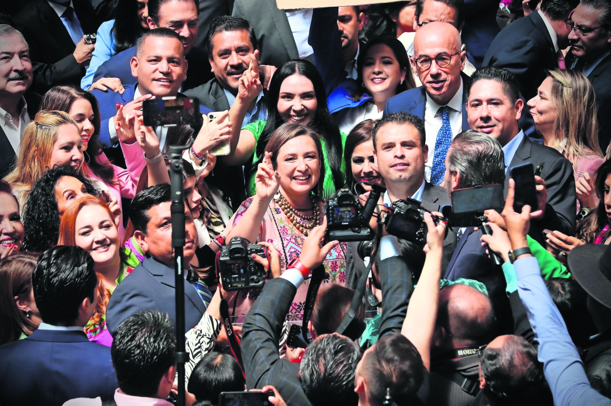 Rector de la UNAM pide indagar tesis de Xóchitl Gálvez