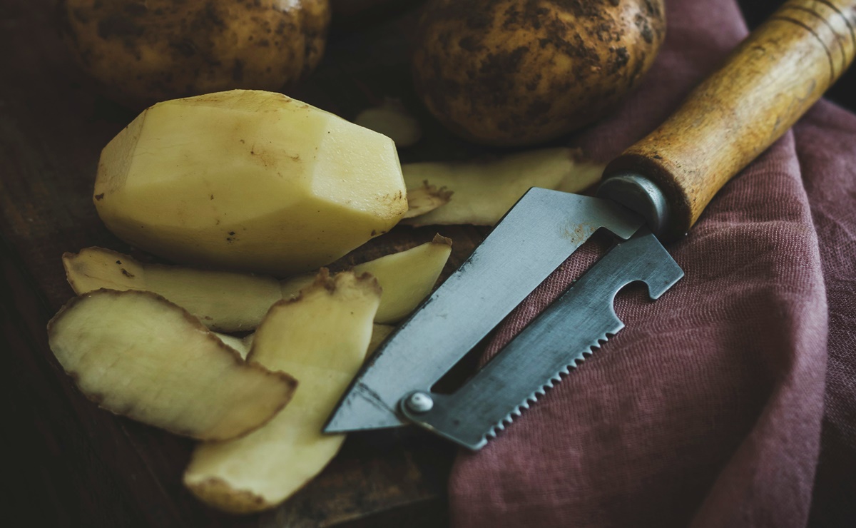 ¿Qué hacer con la cáscara de papa?