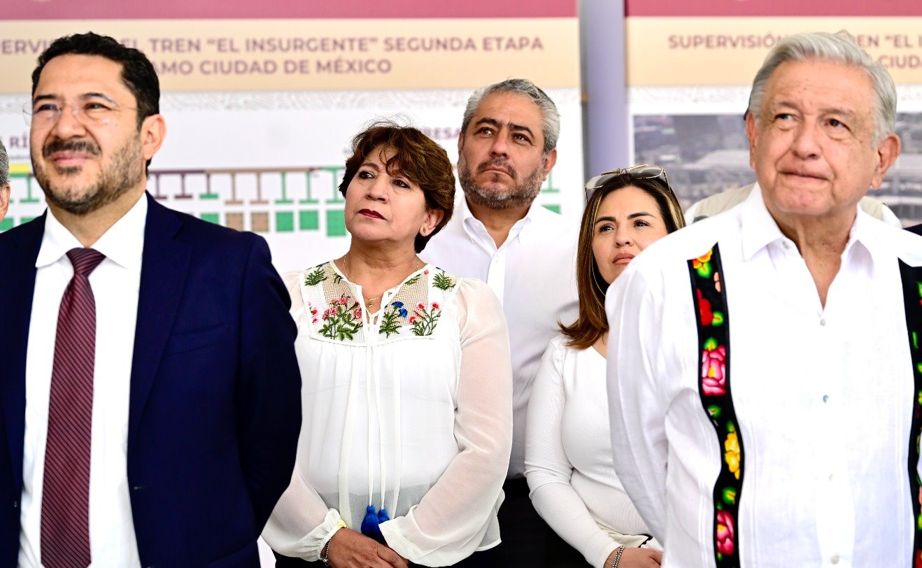 Delfina Gómez, AMLO y Martí Batres supervisan obras del Tren Interurbano "El Insurgente"