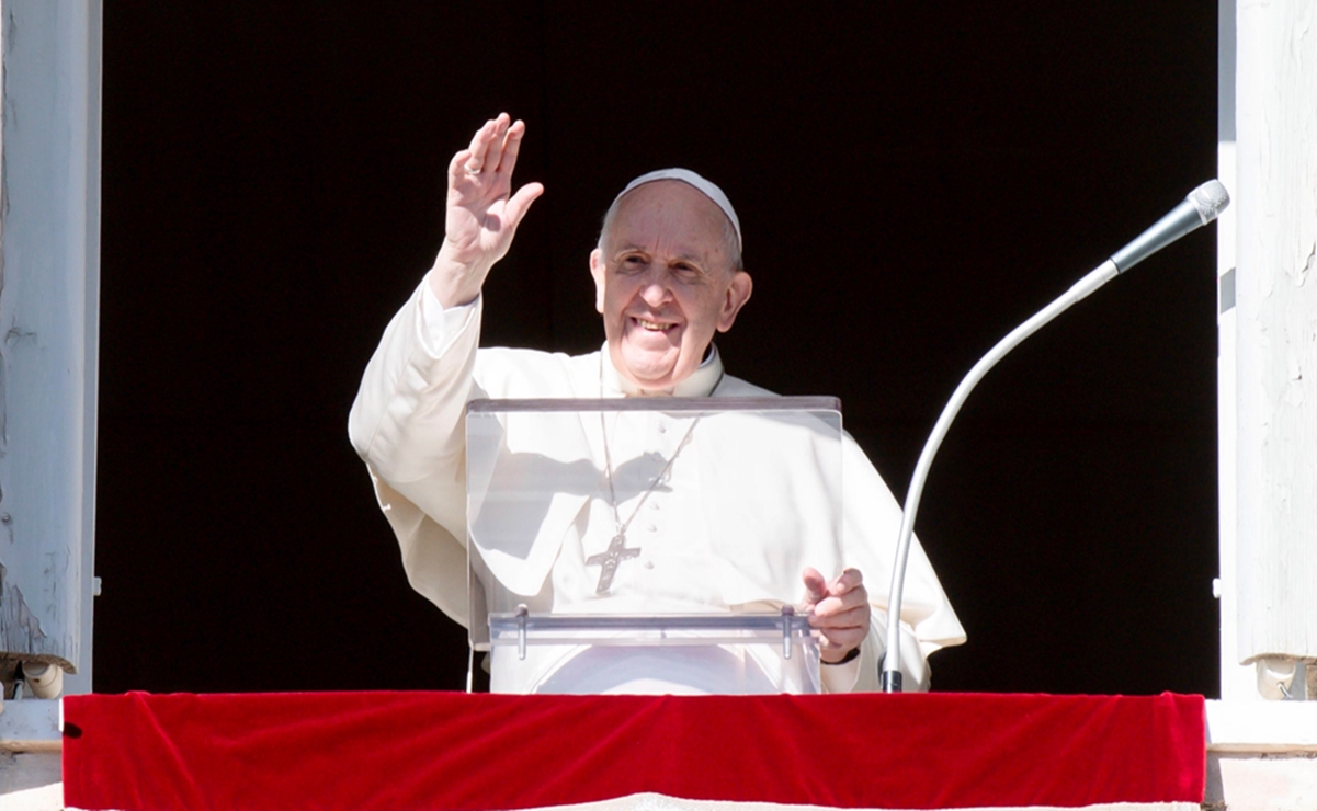 El Papa reclama trabajos dignos y seguros en Misa de Gallo