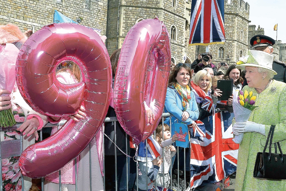 Desfile en Windsor para la reina Isabel 