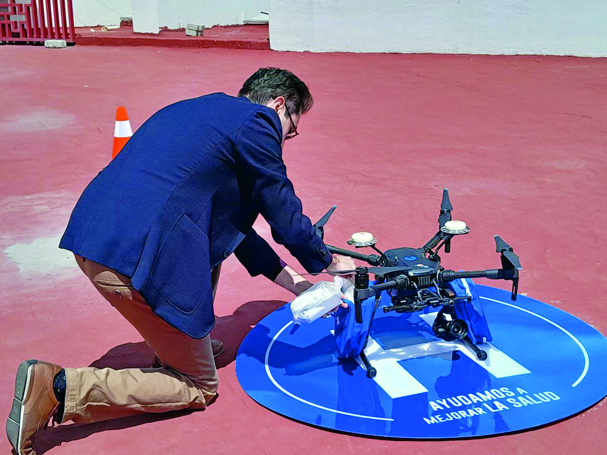 Drones llevan medicamentos al IMSS y a la Cruz Roja en Querétaro