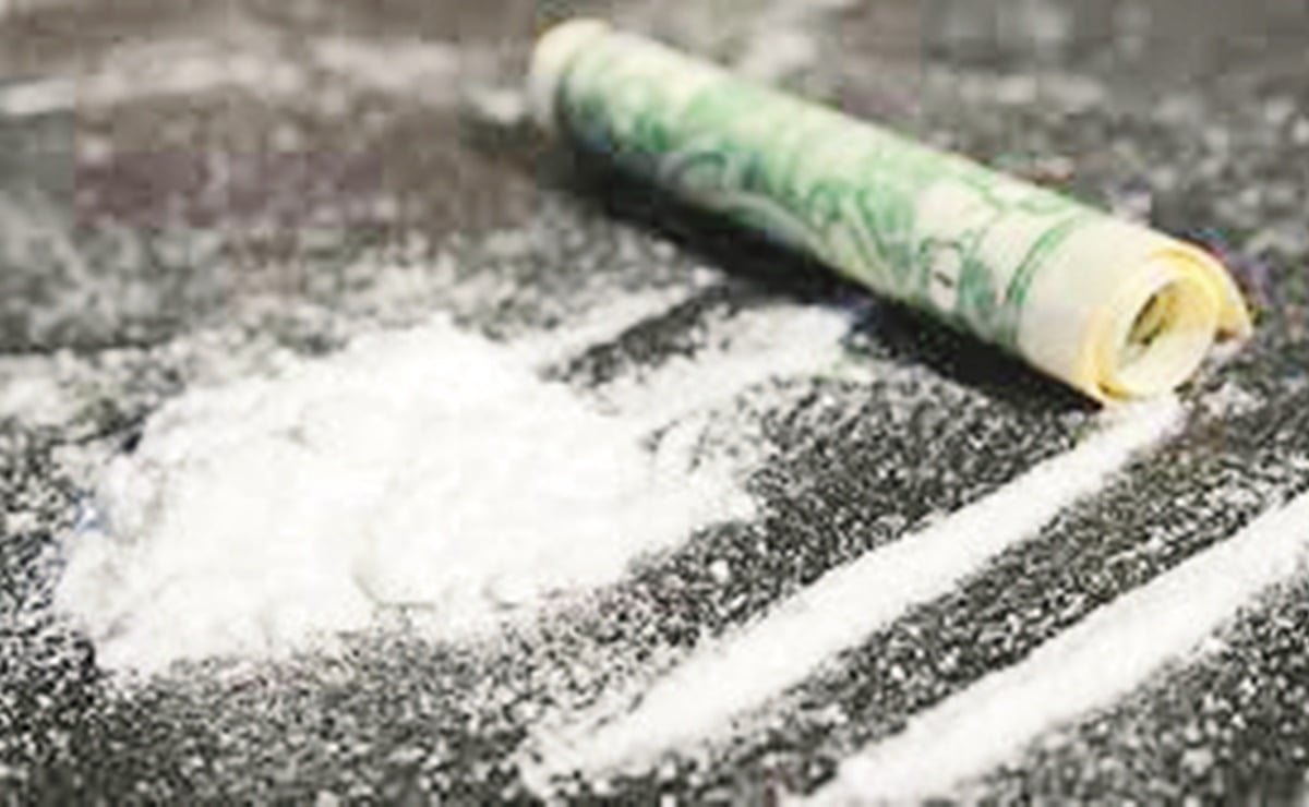 Francia dicta prisión preventiva a 11 personas por tráfico de cocaína desde México