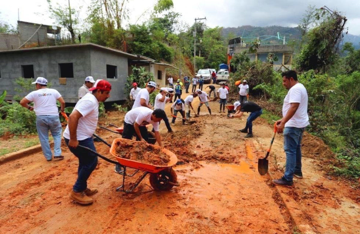 Despliega Murat a 16 dependencias de su gabinete para atender emergencia por Agatha en Oaxaca 