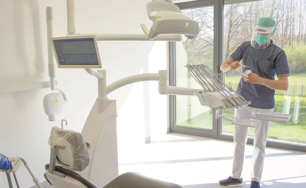 ¿Cuánto gana un dentista por hora en Estados Unidos? (2022)