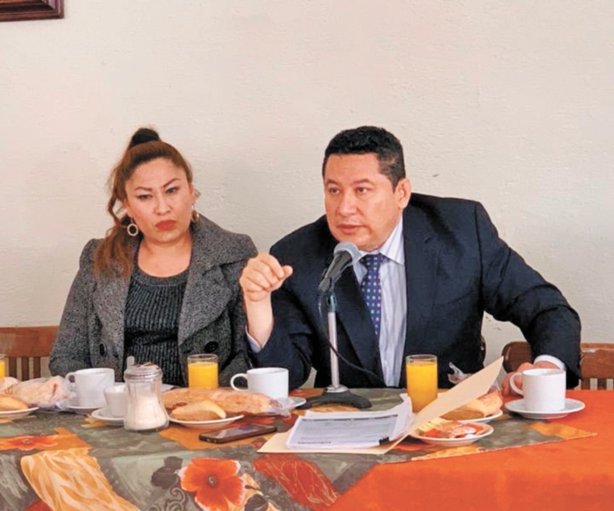 Excontralor y edil de Ixtapan de la Sal cruzan acusaciones de corrupción 