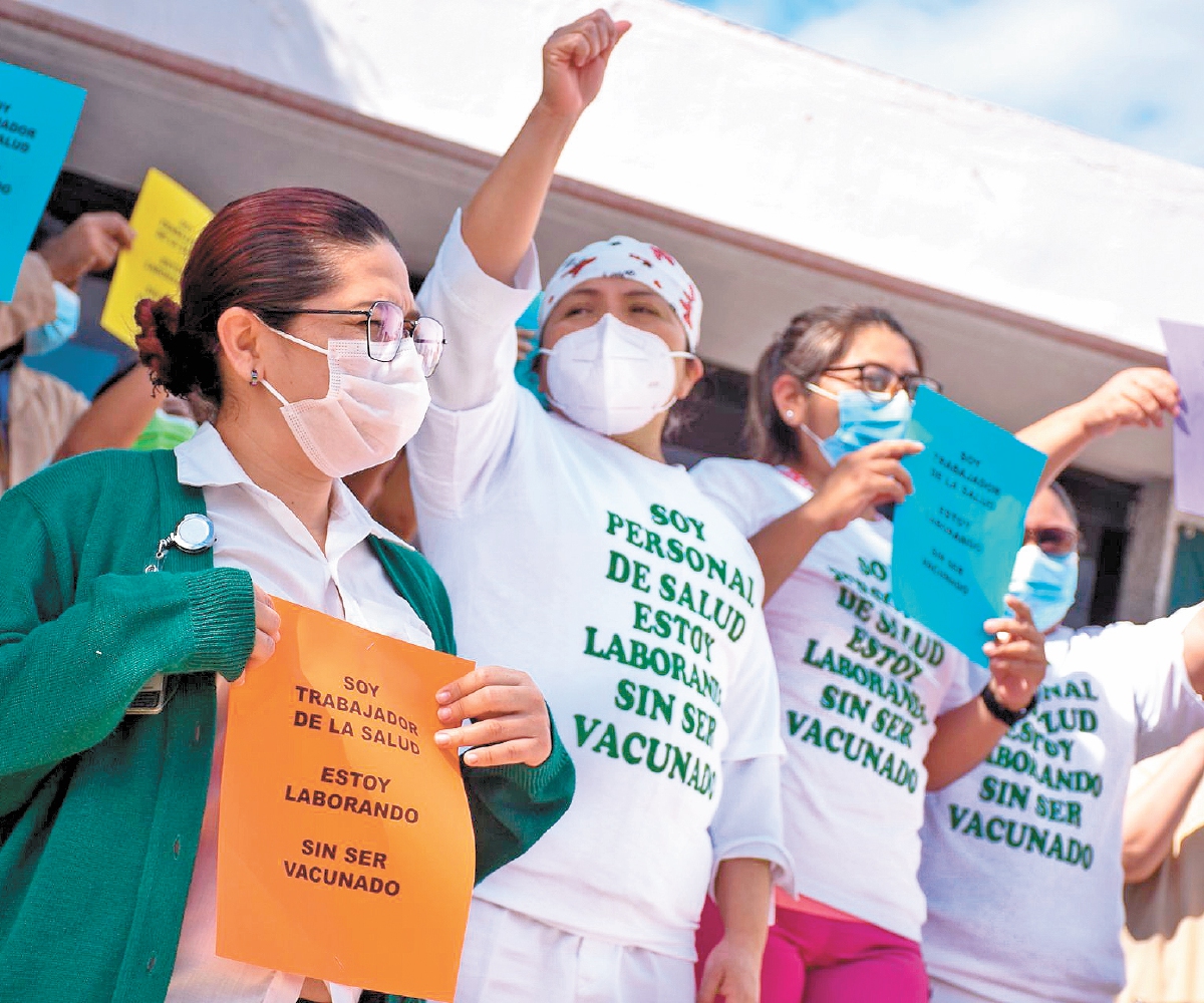 "No nos valoran": personal de Salud en Campeche exige vacuna