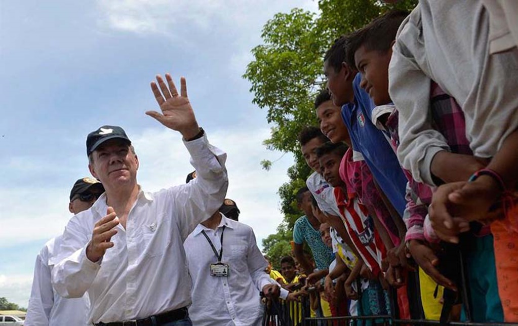 Santos pide celeridad y buena voluntad para continuar proceso de paz