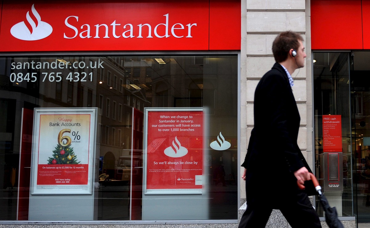 Cofece multa a Santander y subsidiarias por modificar cláusula de no competencia