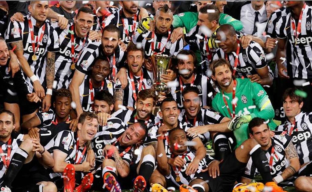 Juventus  levanta la Copa
