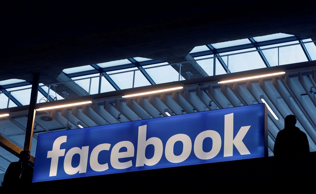 Acciones de Facebook caen hasta 5% tras escándalo de Cambridge Analytica