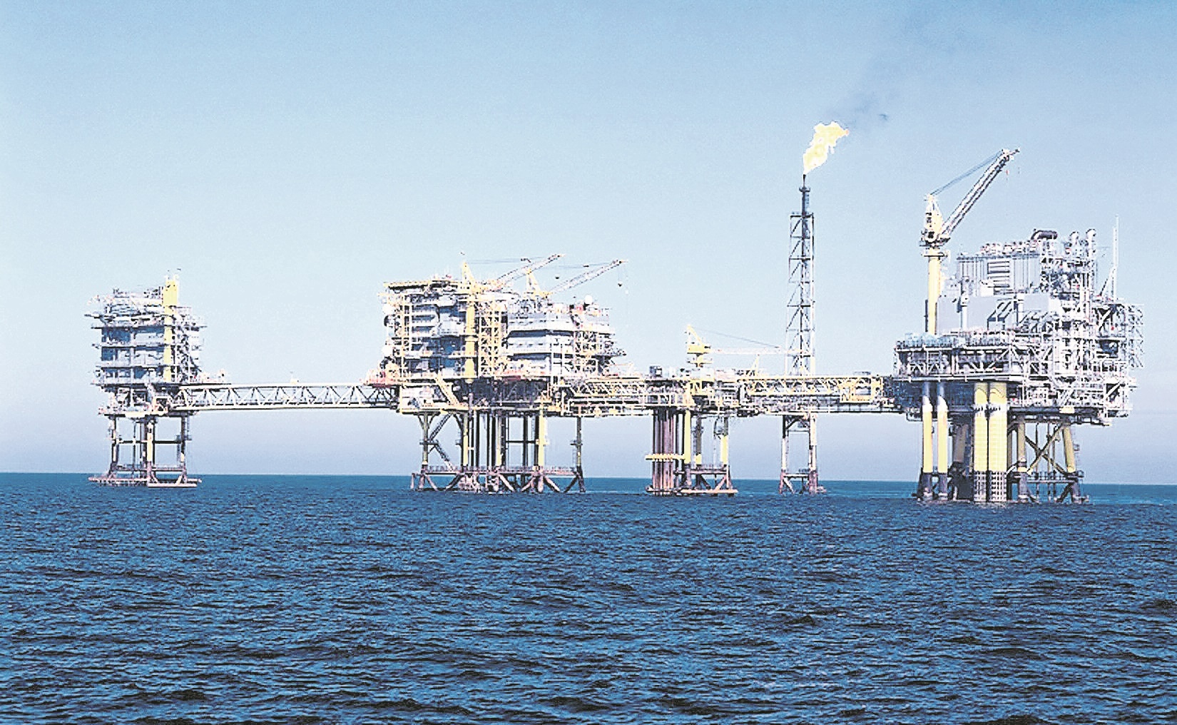 “Secan” dinero a Pemex para yacimientos petroleros 