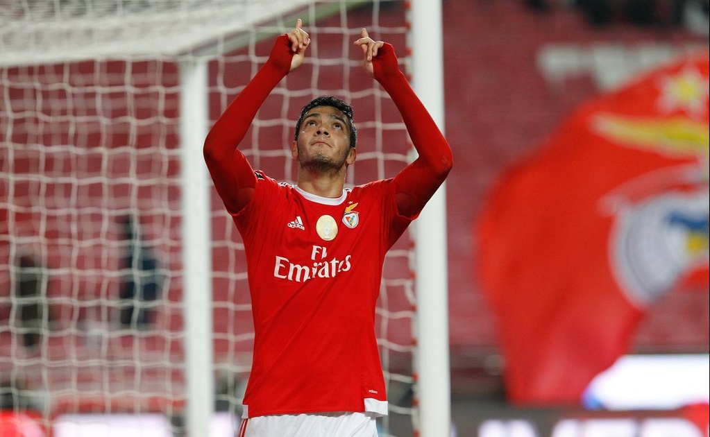 Benfica convoca a Jiménez para juego contra Moreirense