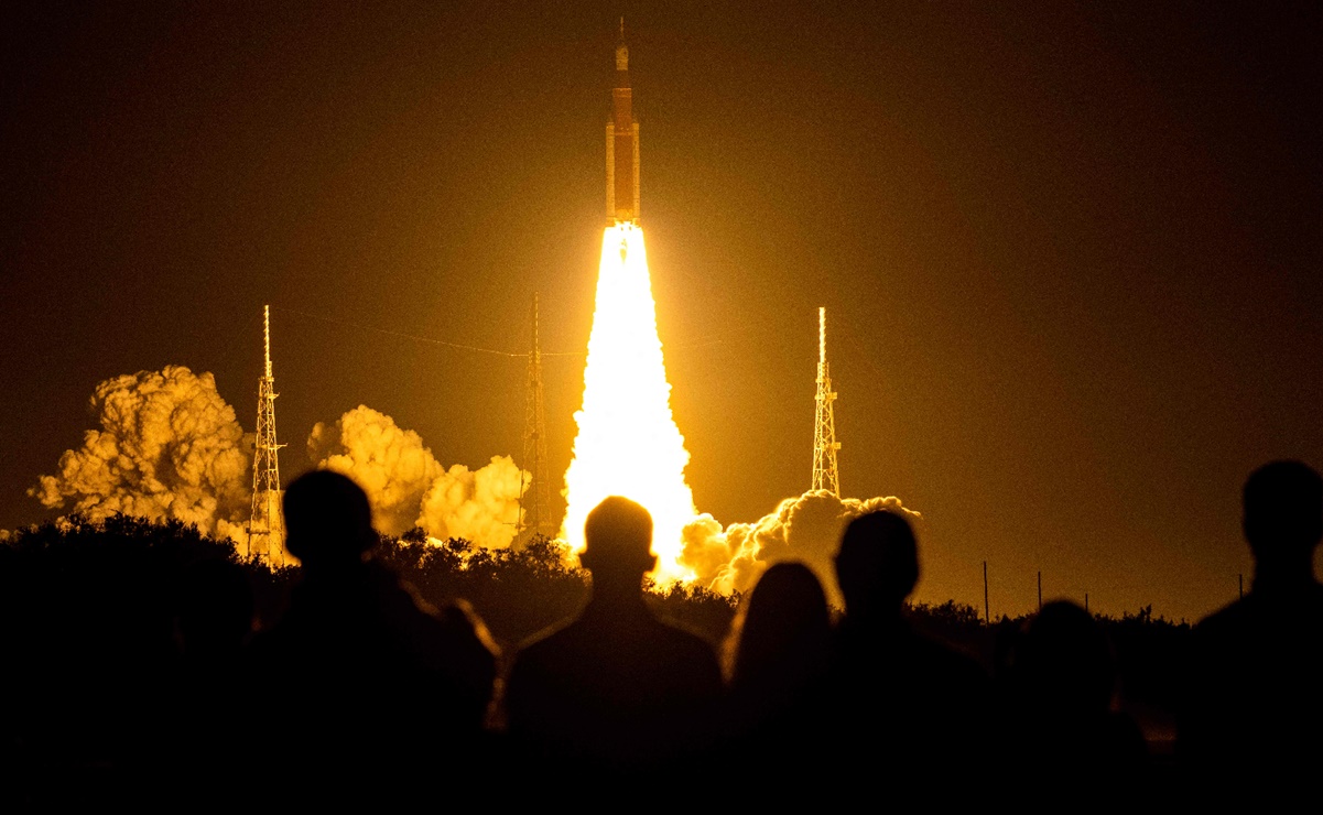 Cerca de 15 mil personas se reunieron en Florida para ver el lanzamiento de Artemis I a la Luna 