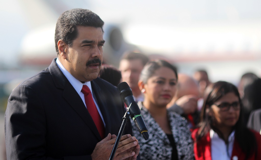 Llama Maduro a movilizarse contra proyecto opositor